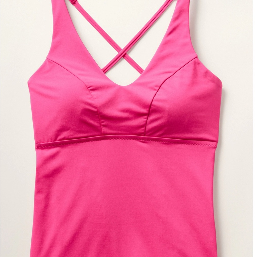 NWT: Athleta triangle tankini top in tulip pink - summer is here!